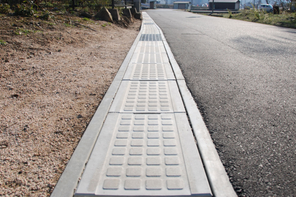 青河江川之内線道路修繕工事 イメージ