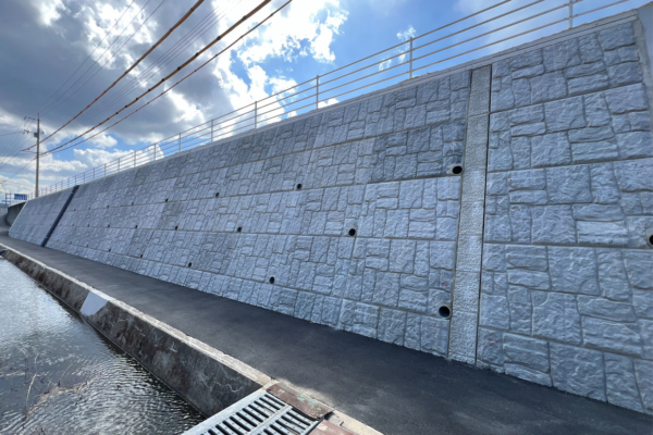 二級河川沼田川水系沼田川河川改修工事(浸透対策) イメージ